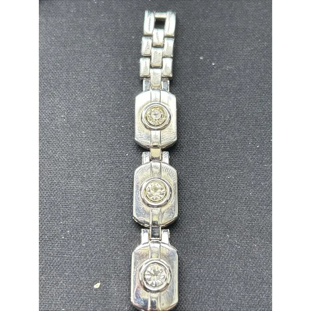 Figaro Couture Silver Tone Women’s Quartz Watch